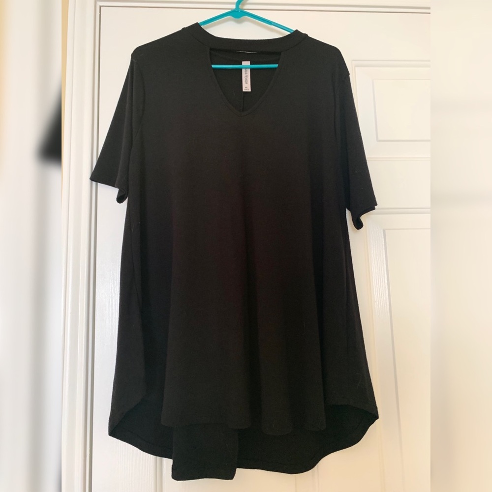 Black Zenana Outfitters top